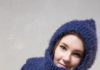Вязаный шарфик спицами с капюшоном Вязаный шарфик спицами с капюшоном