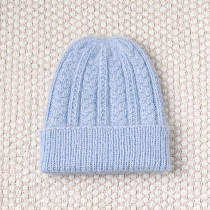 Fragile-snowflakes-hat-knitting-pattern-celeste-knitwear